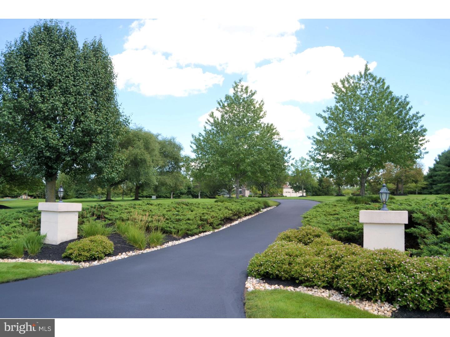 THE HIGHLANDS - Residential