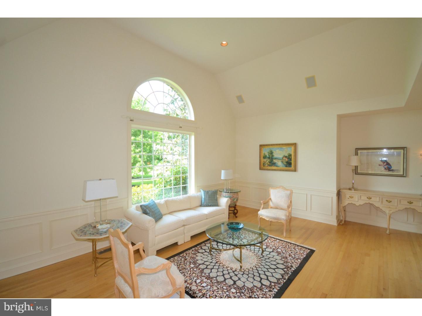 THE HIGHLANDS - Residential