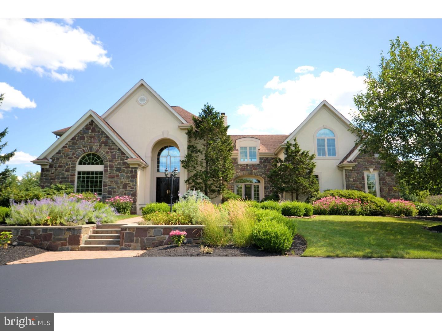 THE HIGHLANDS - Residential