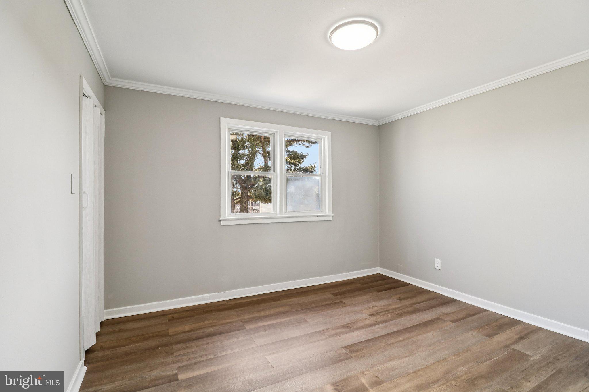 IVERSON SQUARE CONDOMINIUM - Residential