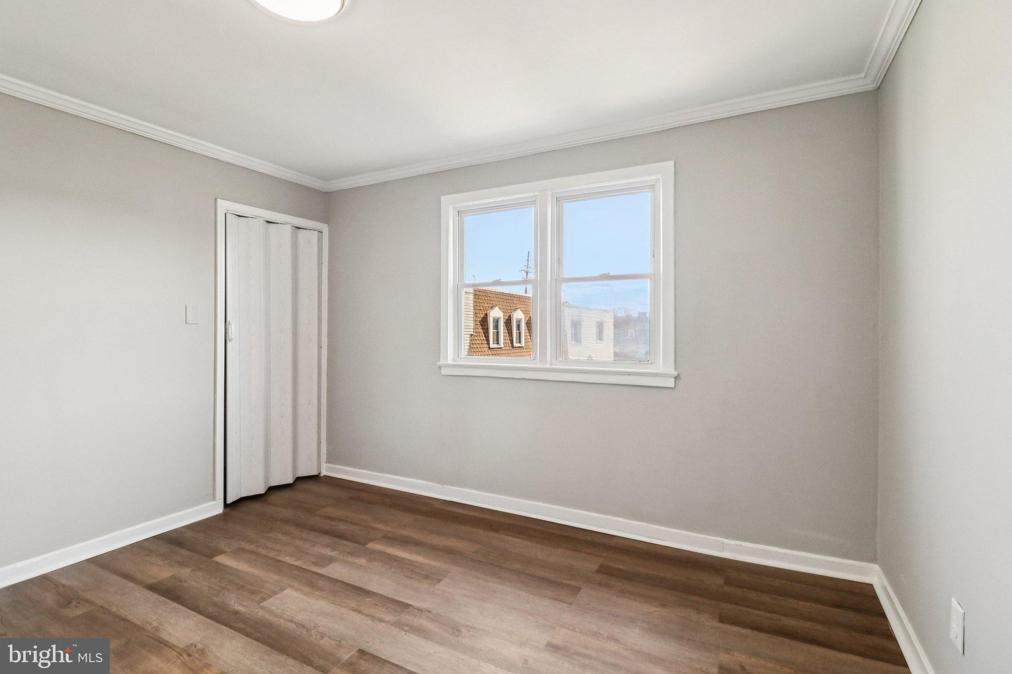 IVERSON SQUARE CONDOMINIUM - Residential