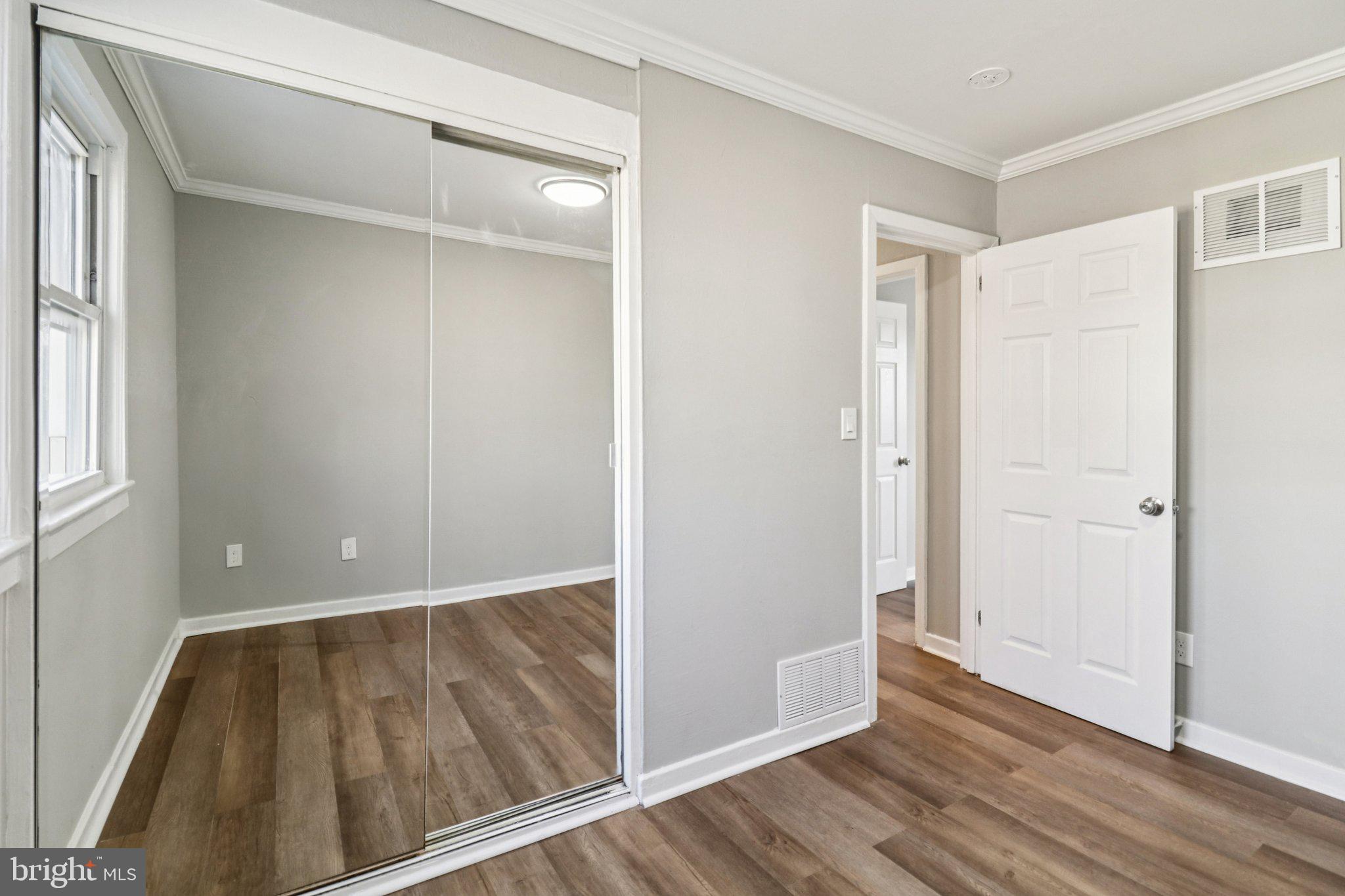 IVERSON SQUARE CONDOMINIUM - Residential