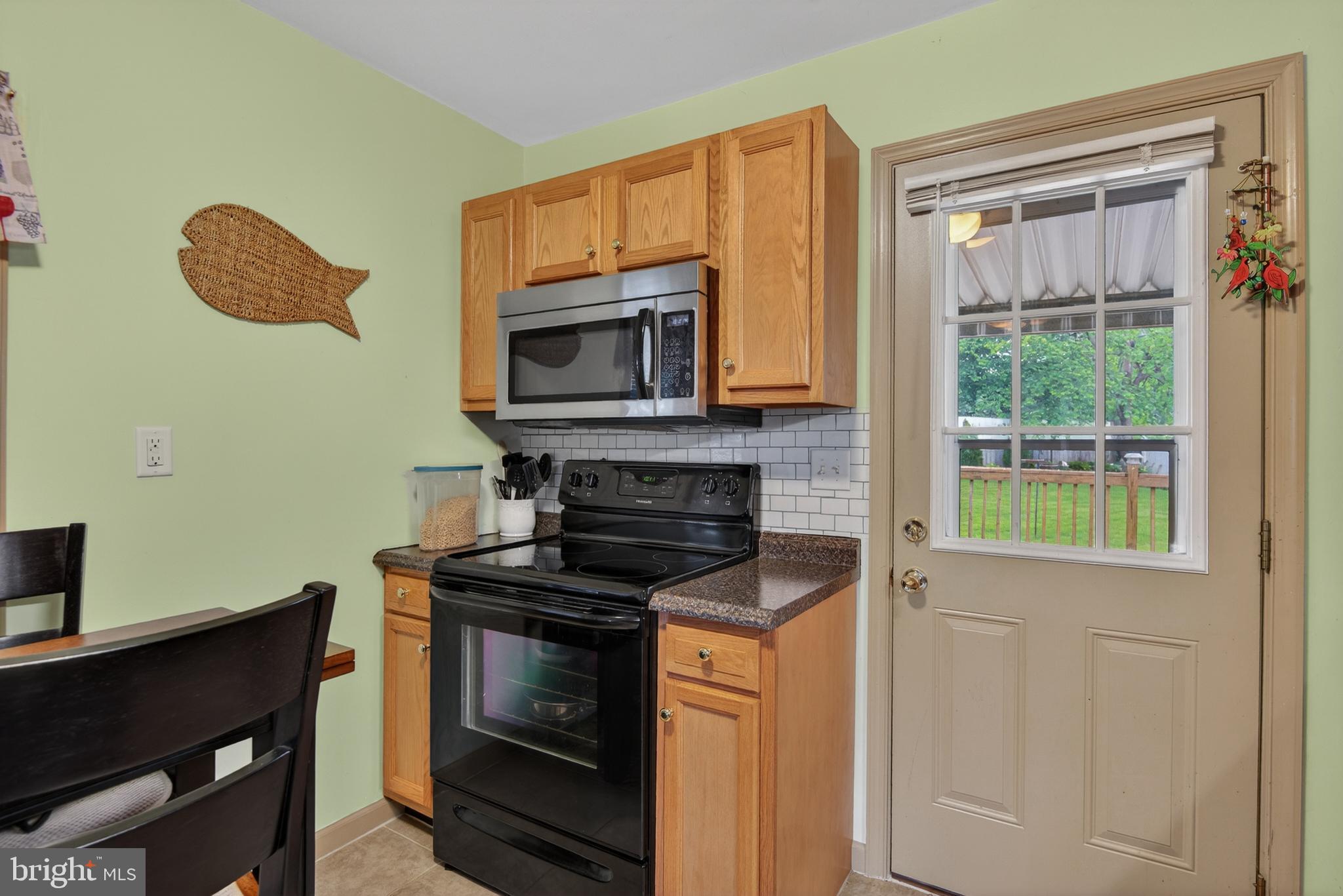 DELBROOK MANOR - Residential
