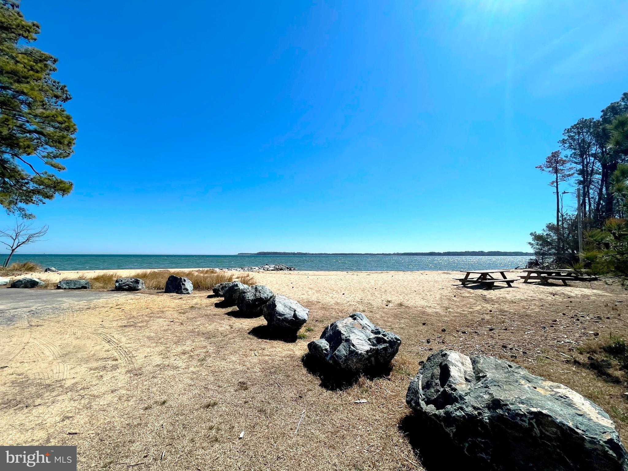 DRUM POINT - Residential