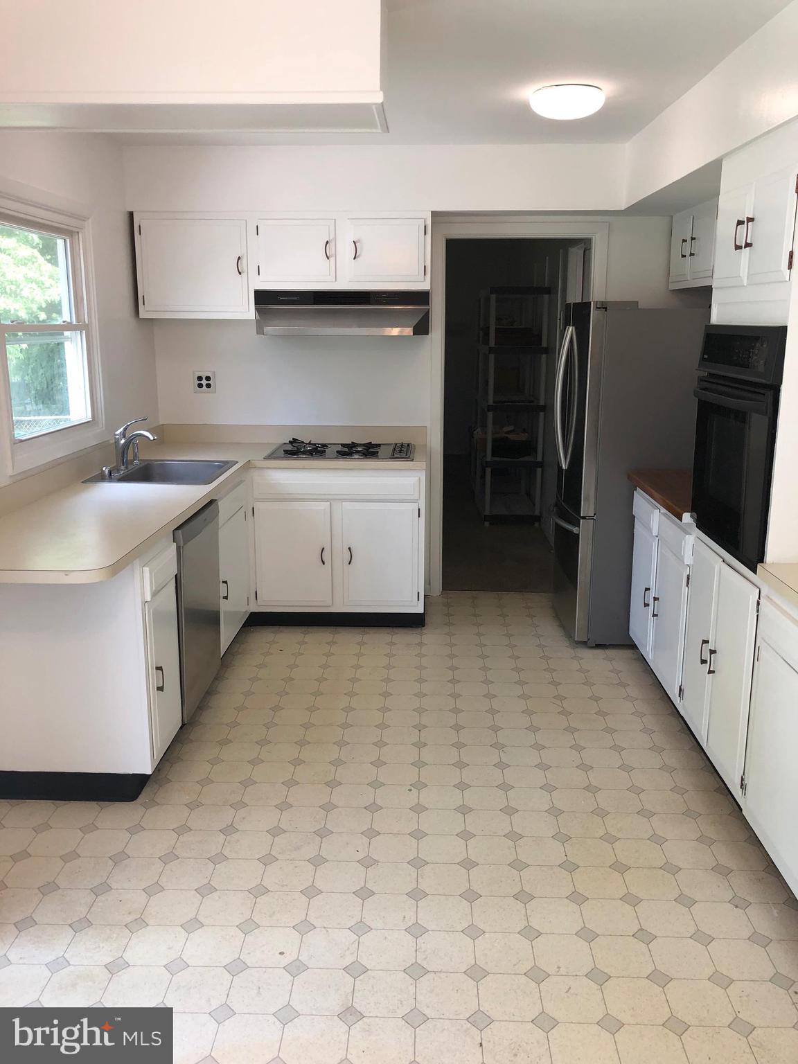 MEADOWBROOK AT BELAIR - Residential