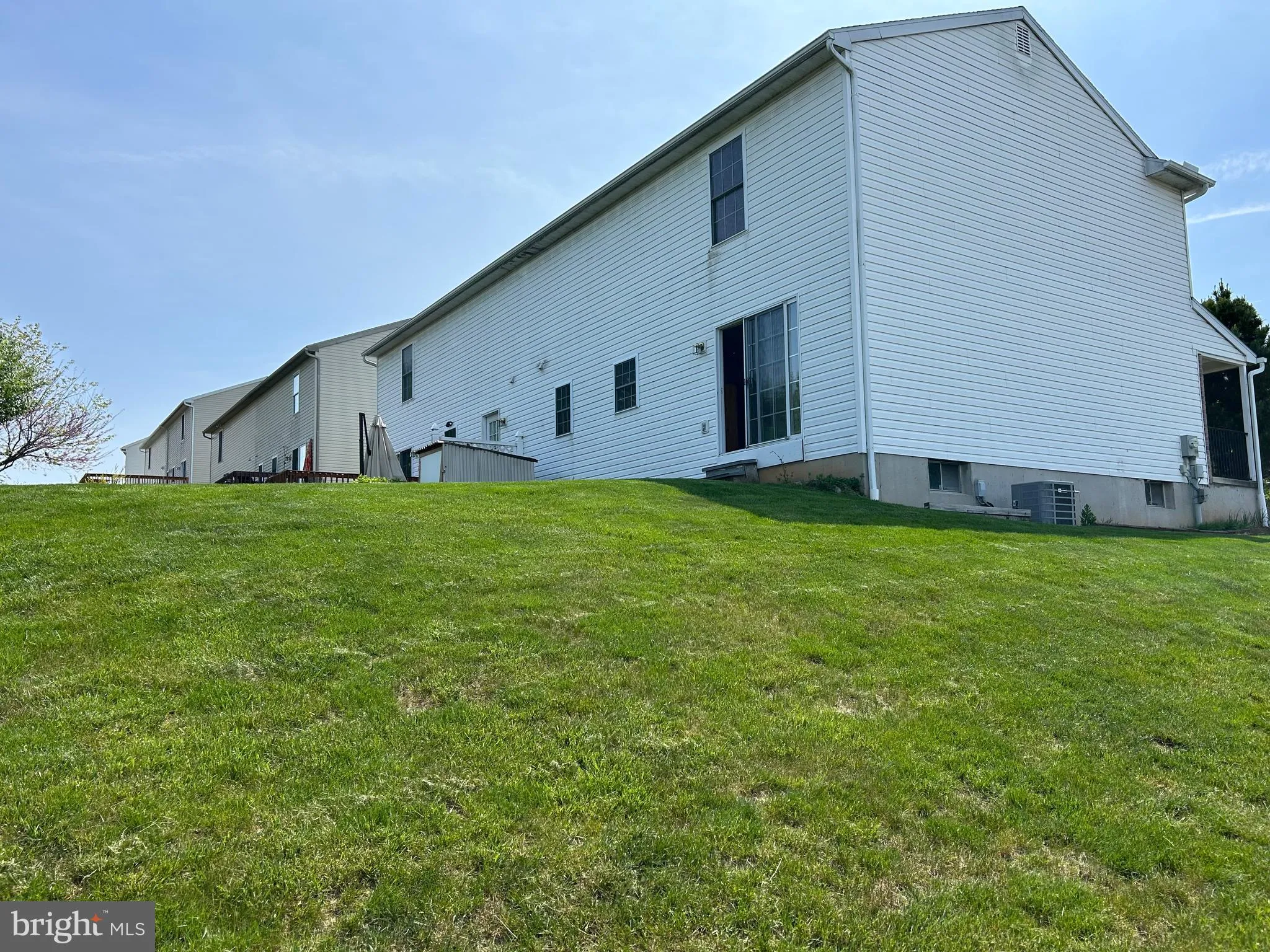 Sinking Spring, Pennsylvania 19608, United States, 3 Bedrooms Bedrooms, ,3 BathroomsBathrooms,Residential,Pending,121871