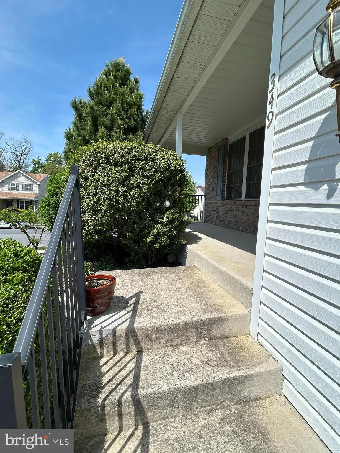 Sinking Spring, Pennsylvania 19608, United States, 3 Bedrooms Bedrooms, ,3 BathroomsBathrooms,Residential,Pending,121871