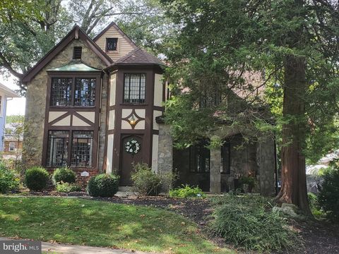 606 BRIGHTON AVENUE READING PA 19606