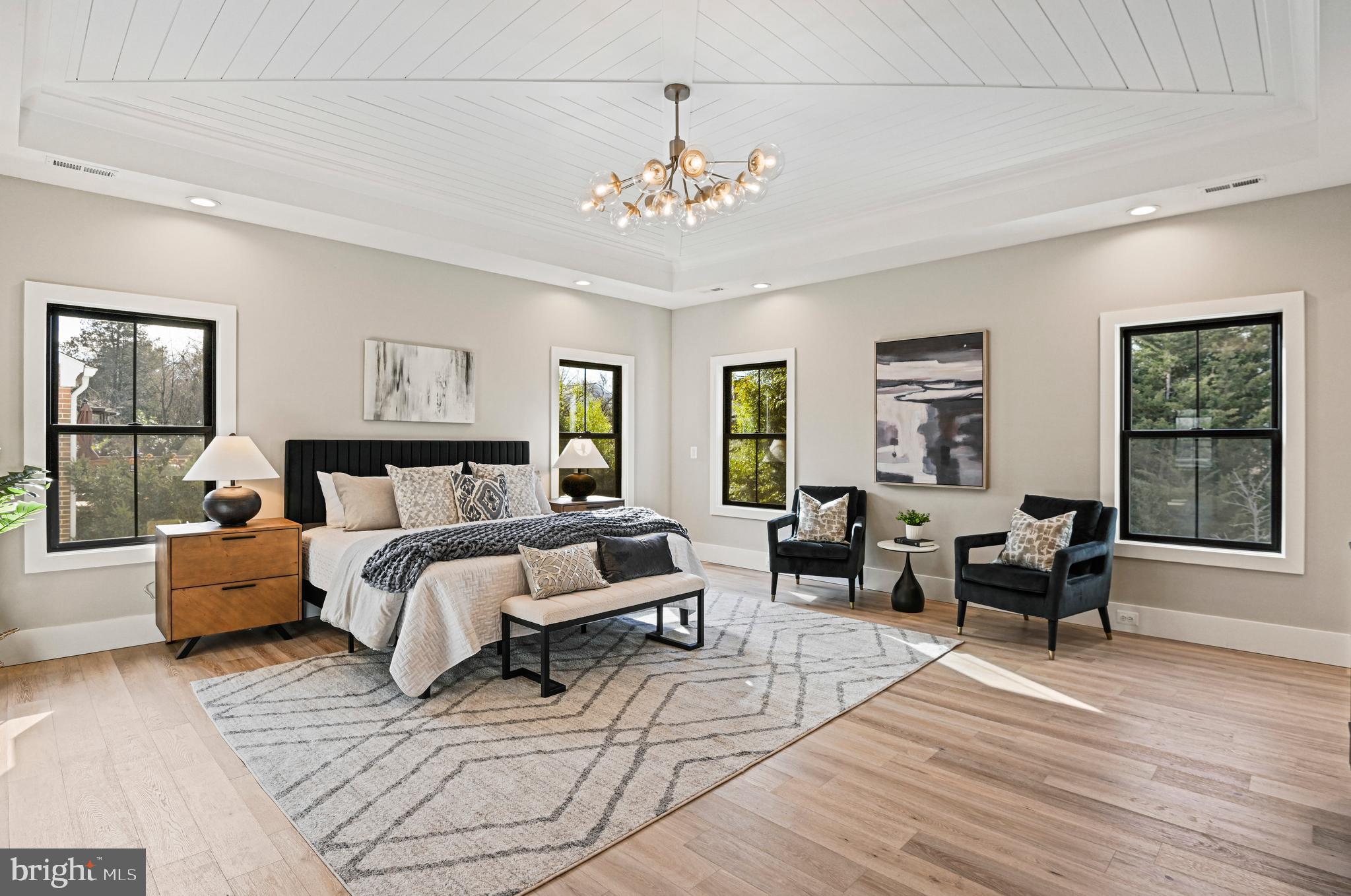 SOUTHRIDGE - Residential