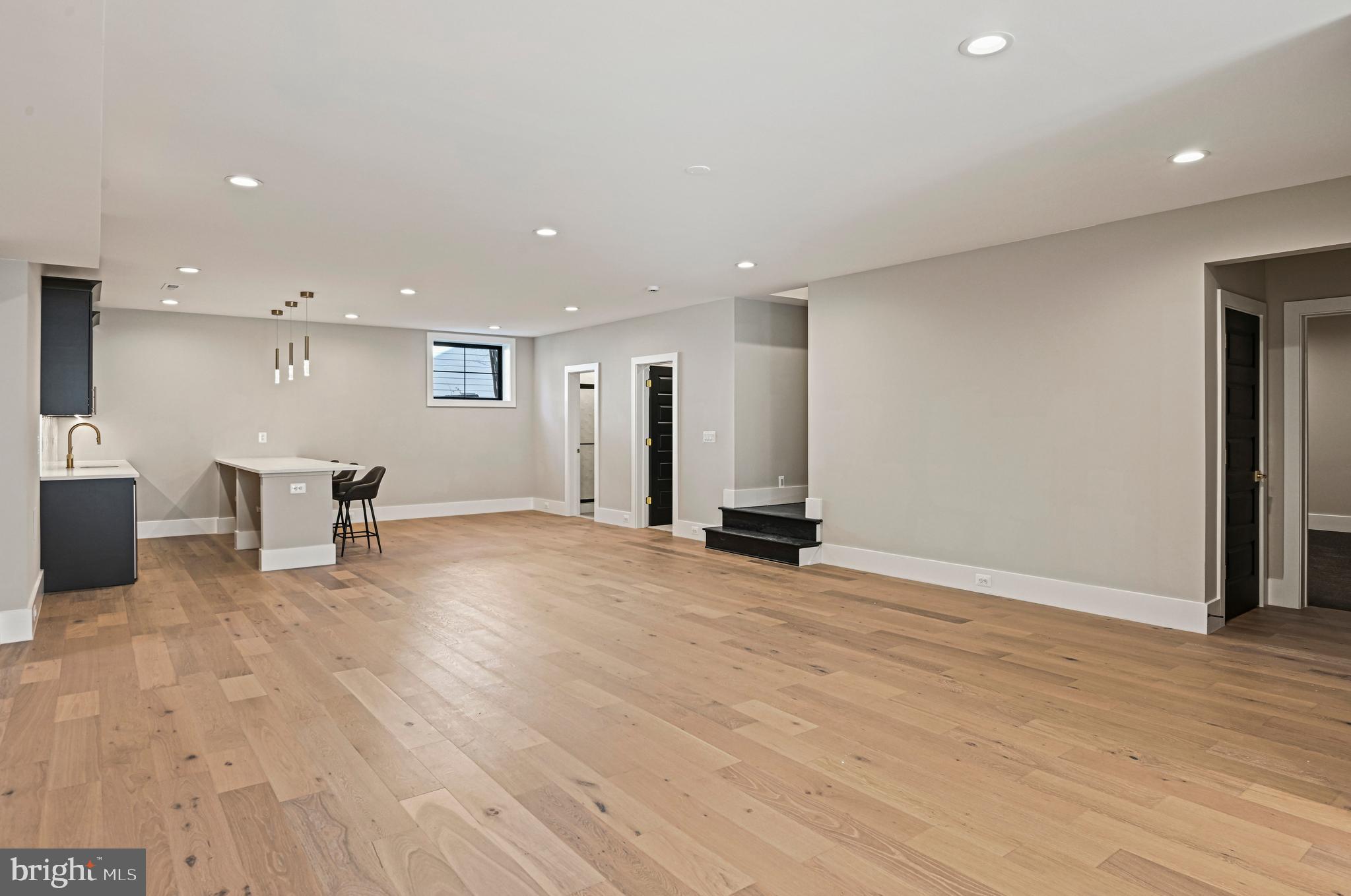 SOUTHRIDGE - Residential