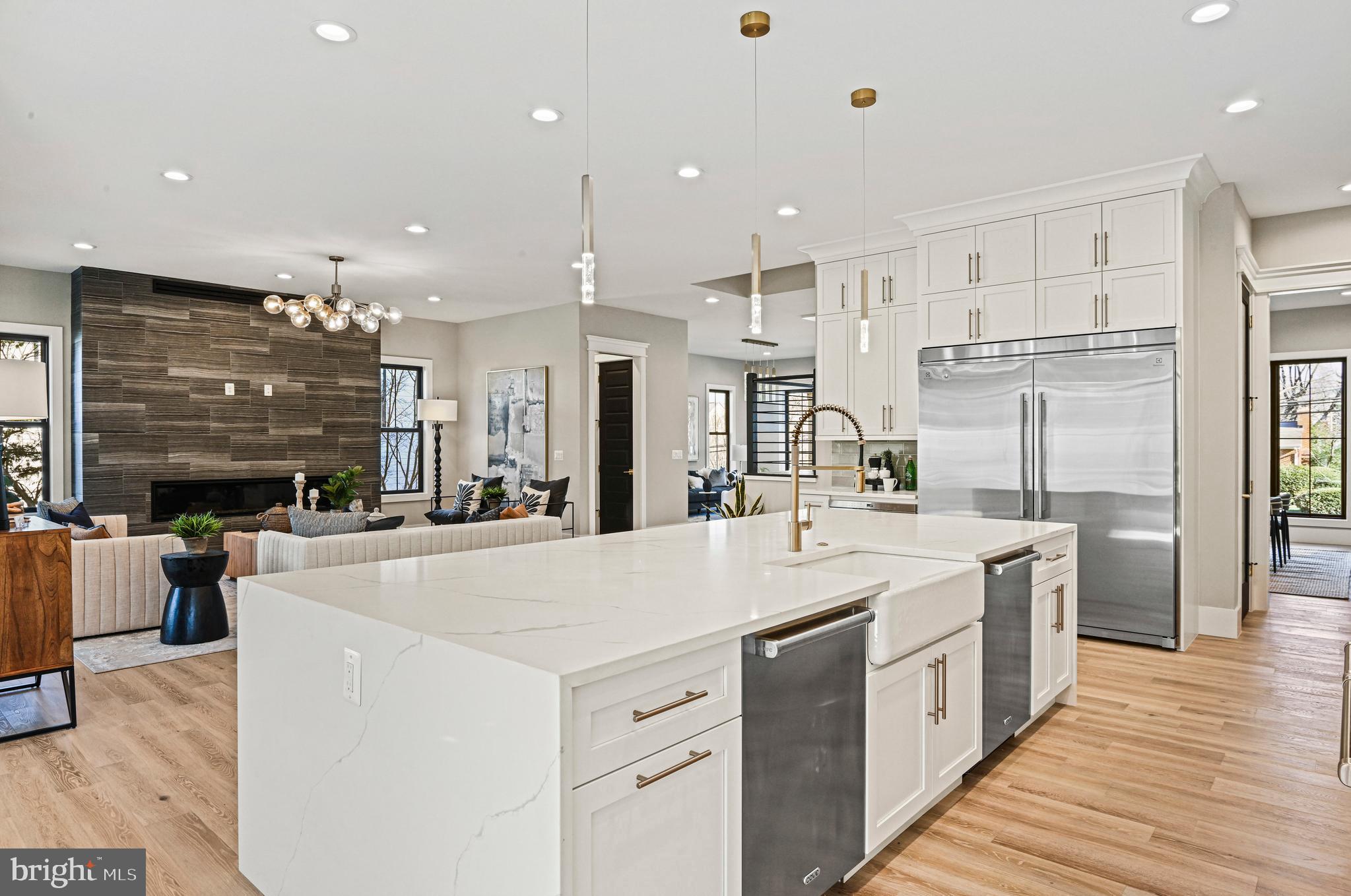 SOUTHRIDGE - Residential