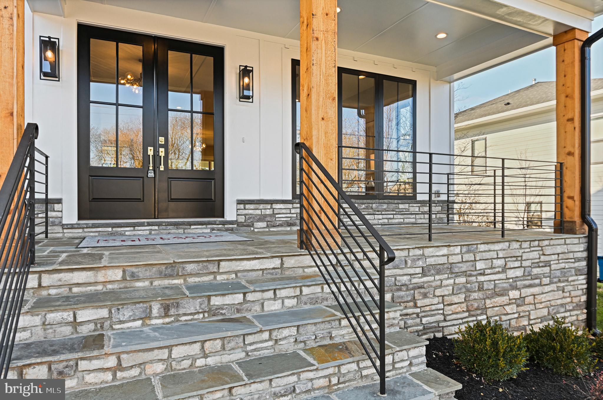 SOUTHRIDGE - Residential