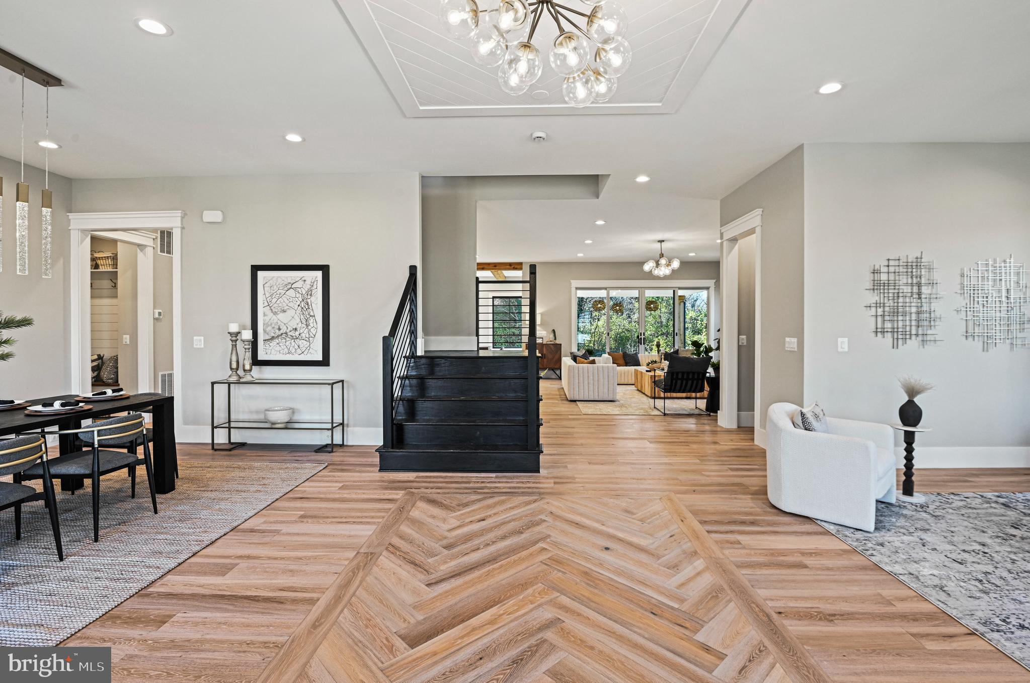 SOUTHRIDGE - Residential