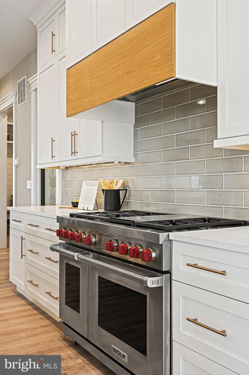 SOUTHRIDGE - Residential