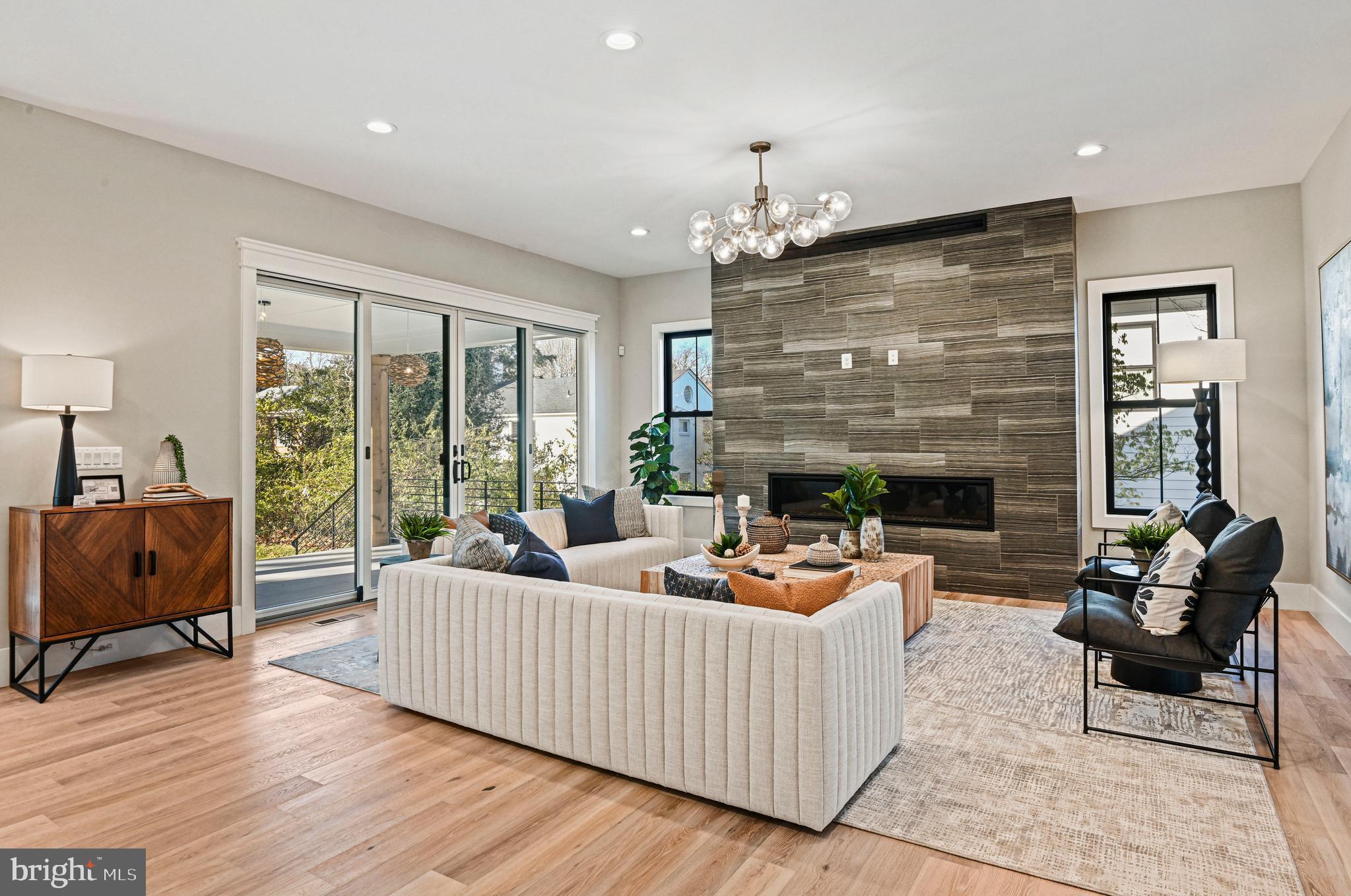 SOUTHRIDGE - Residential