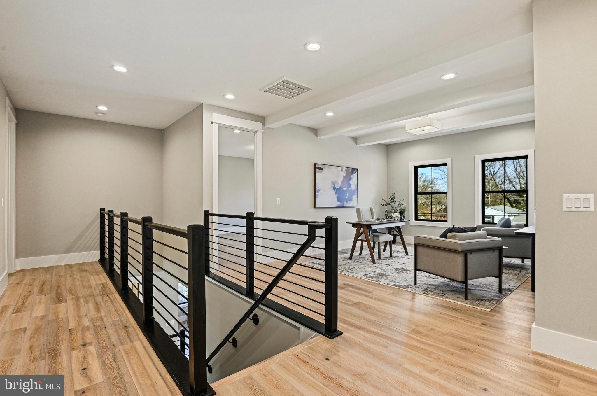 SOUTHRIDGE - Residential