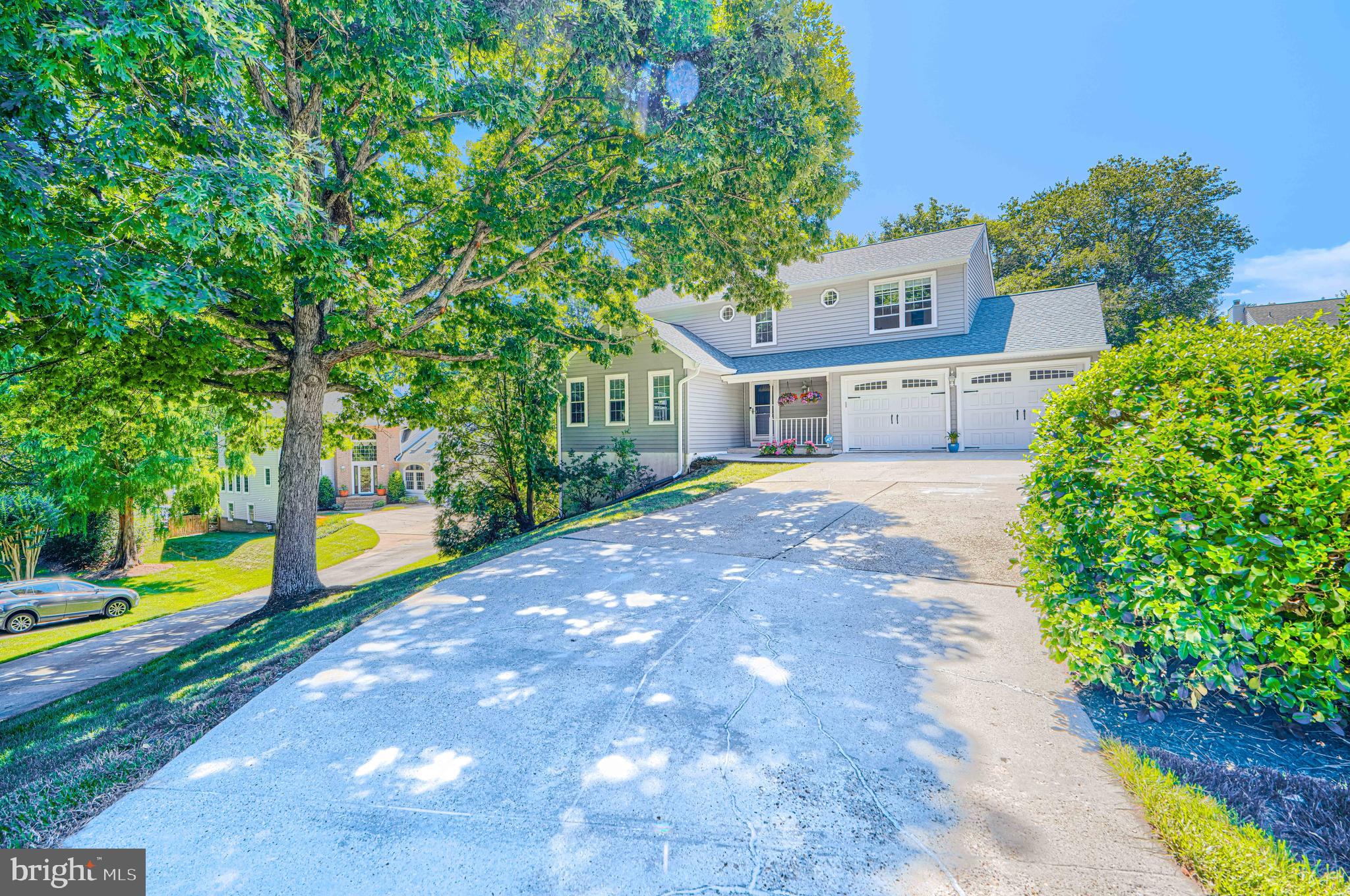 263 CAPOTE COURT E