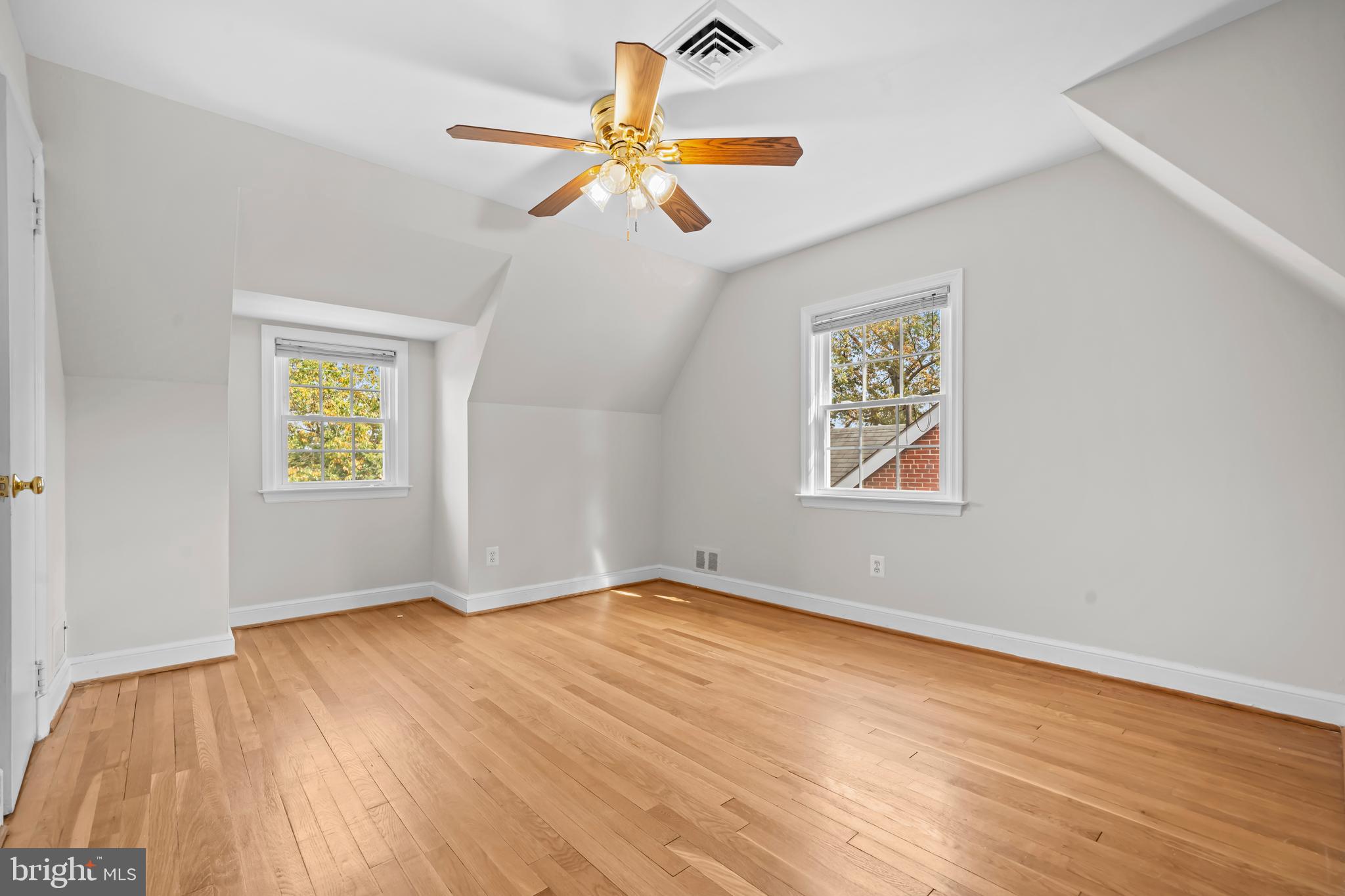 BERWYN HEIGHTS - Residential