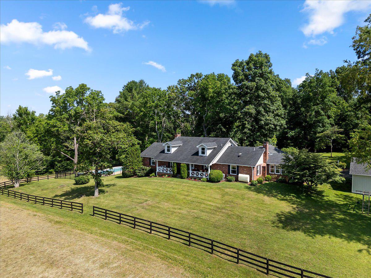 8374 ELWAY LANE