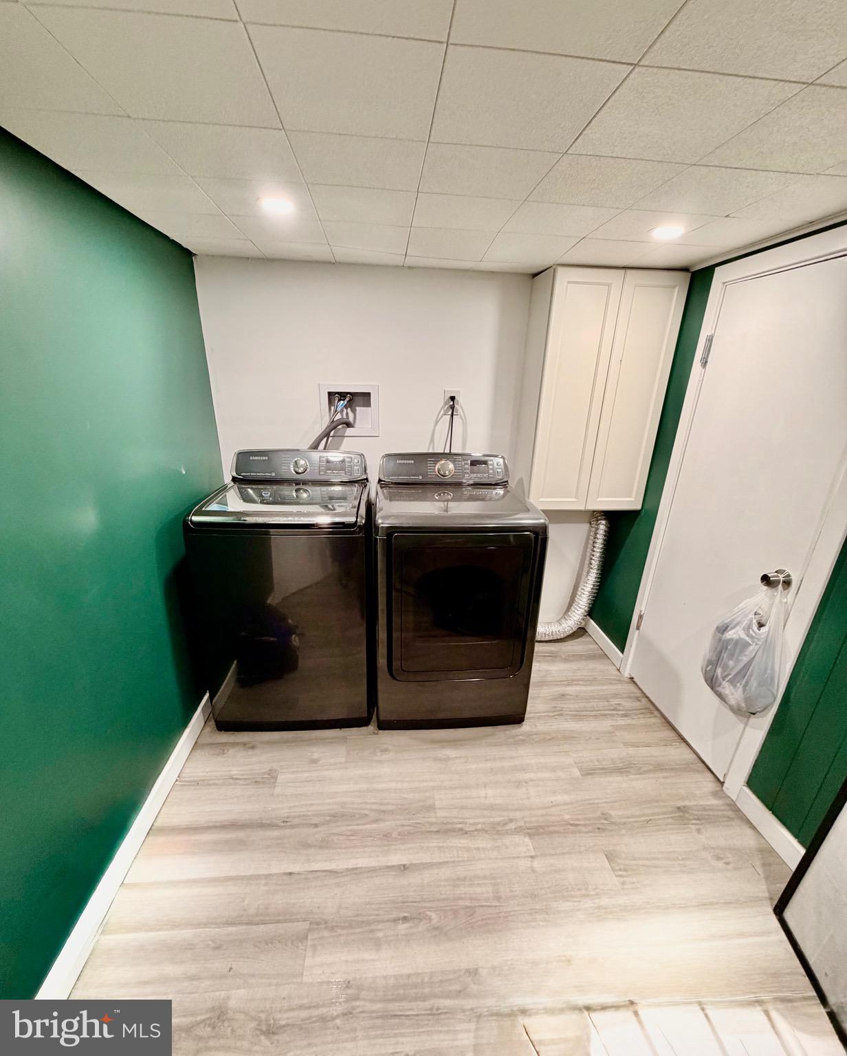 OAKWOOD TERRACE - Residential