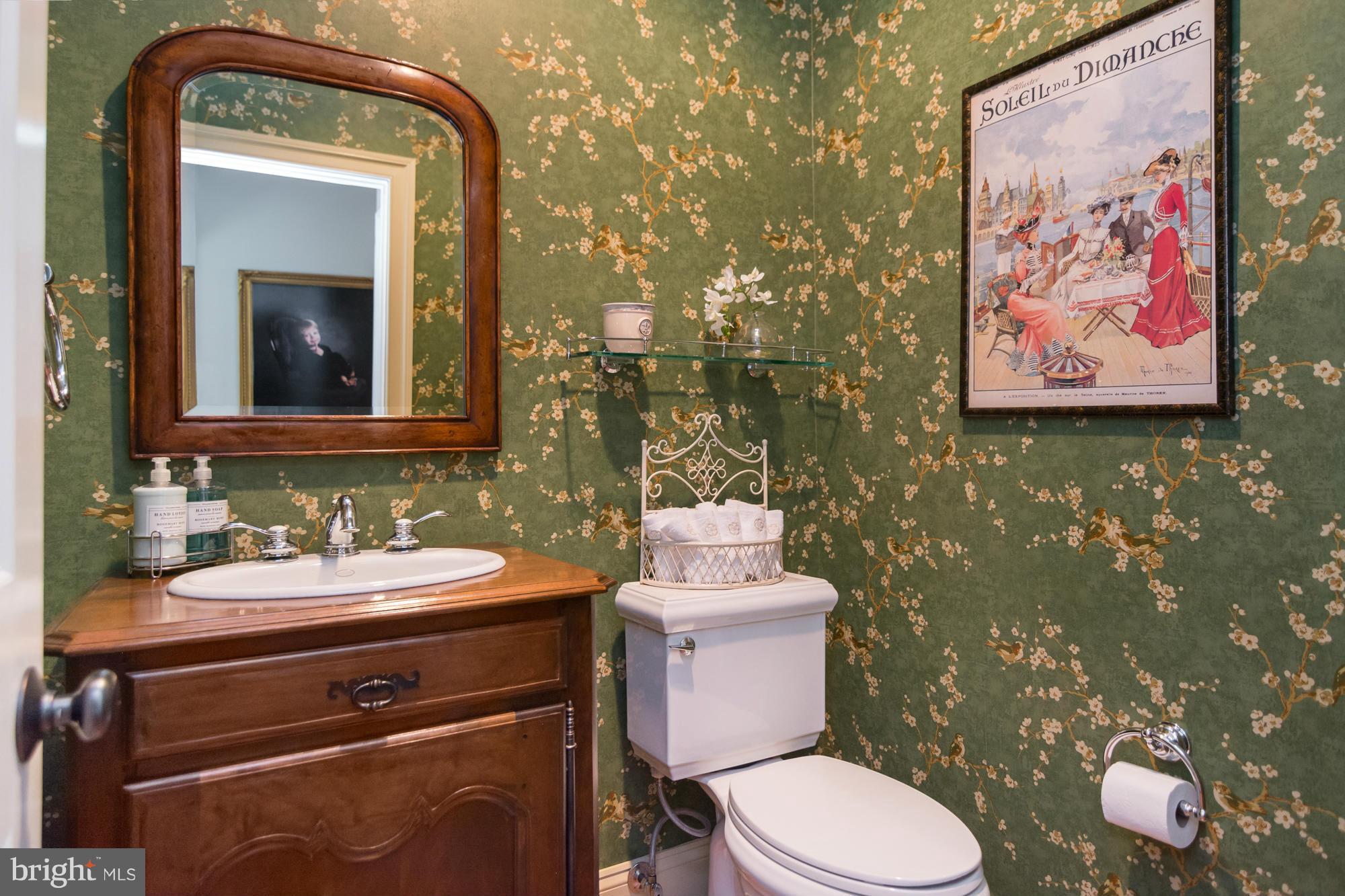 WARDOUR - Residential