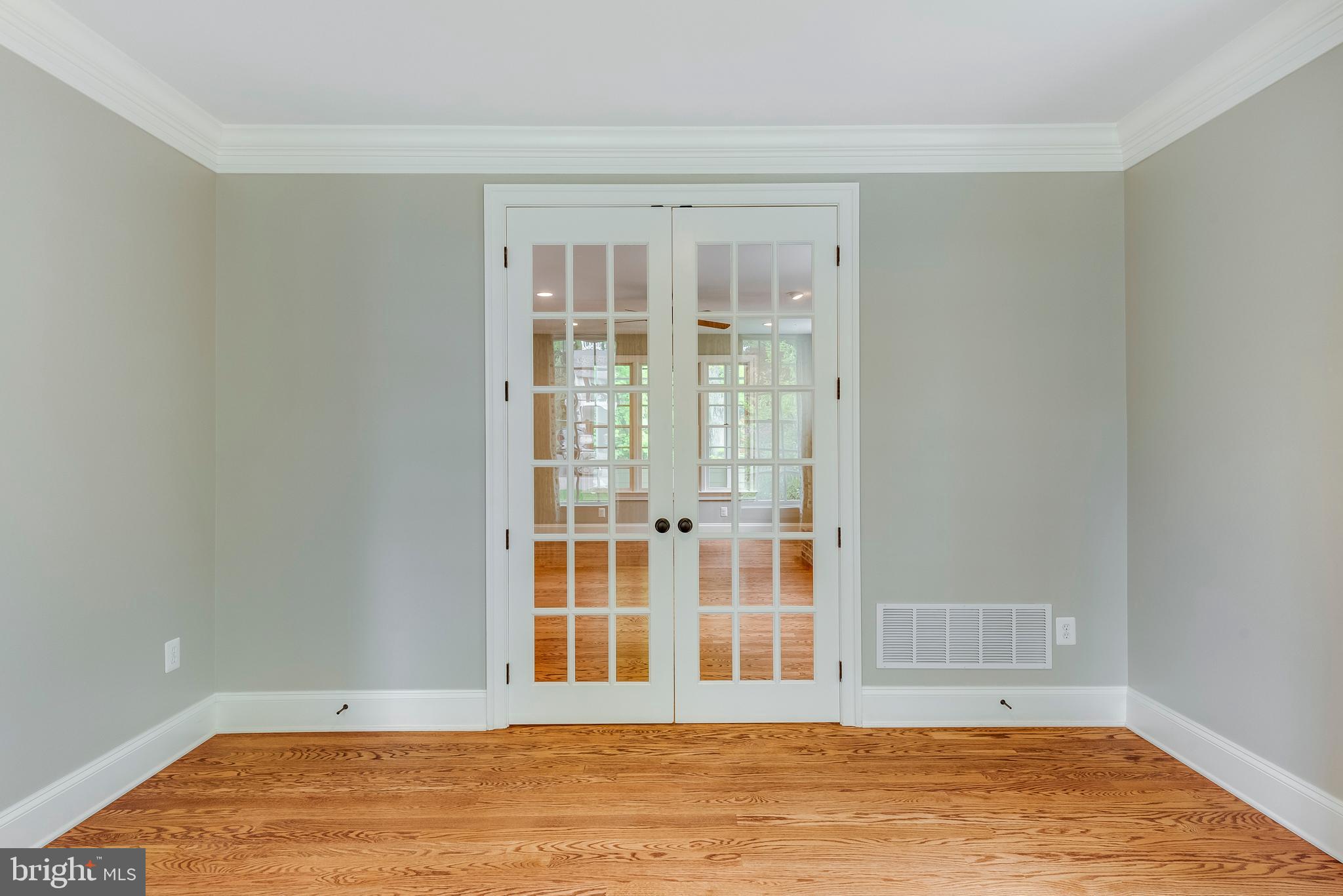 WARDOUR - Residential