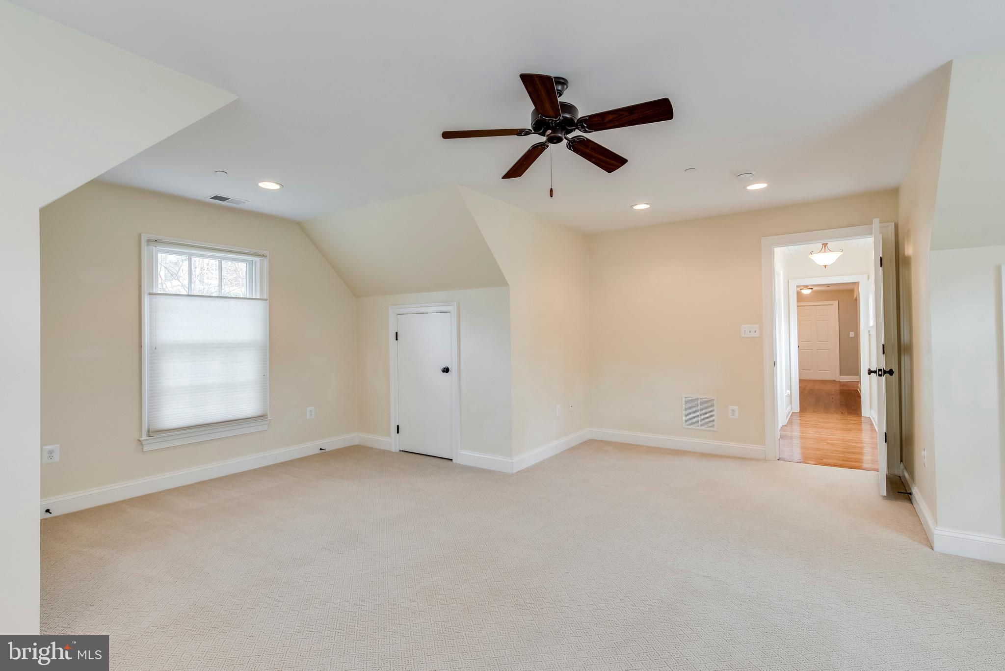 WARDOUR - Residential