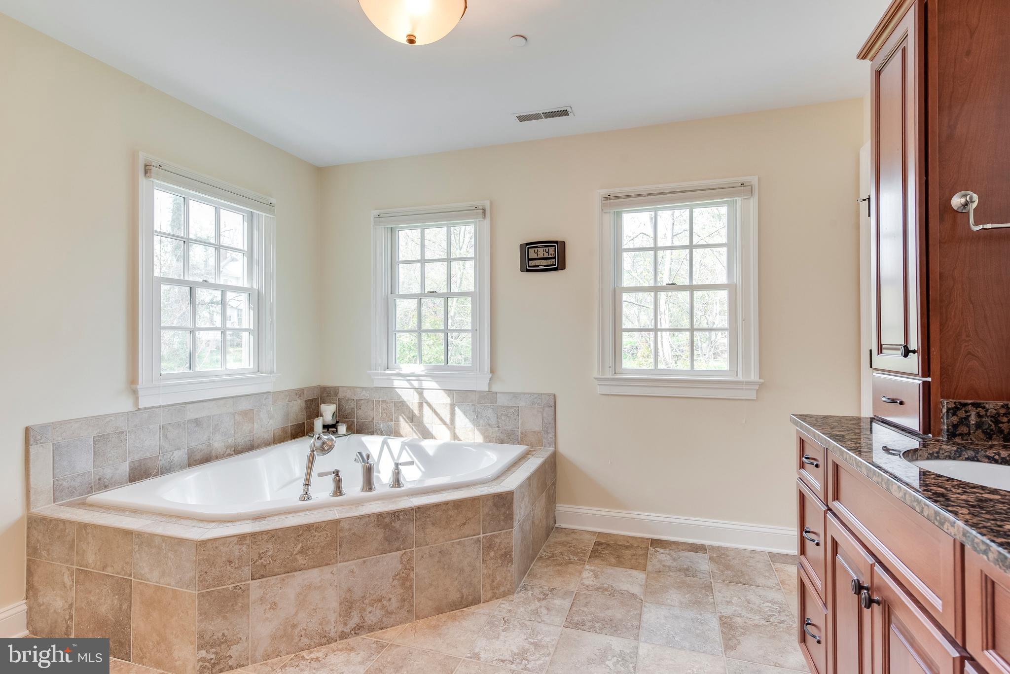 WARDOUR - Residential