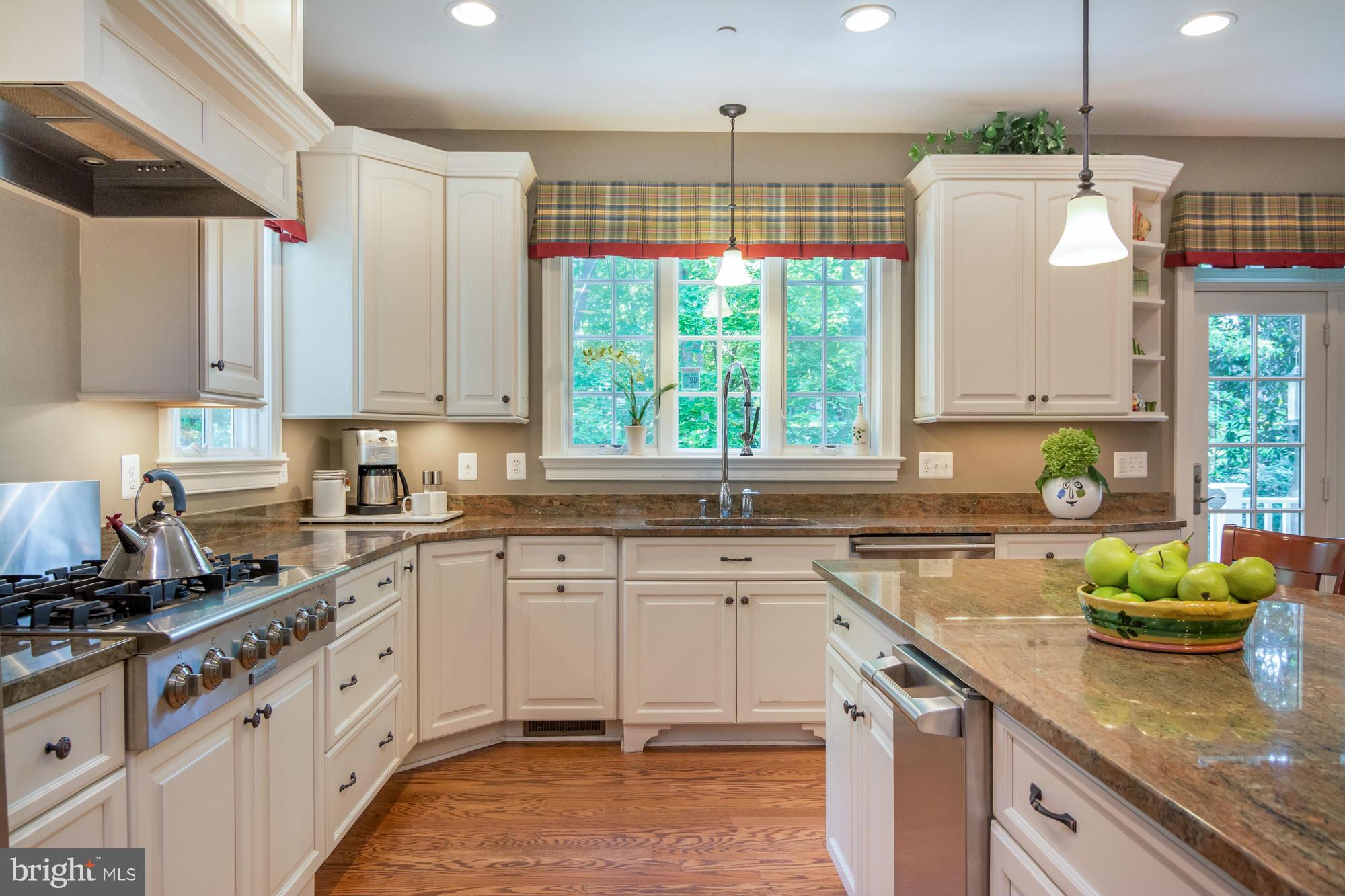 WARDOUR - Residential