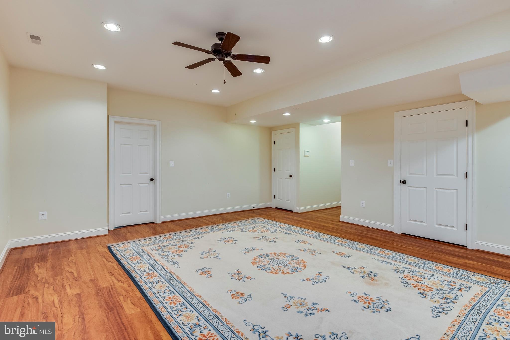 WARDOUR - Residential