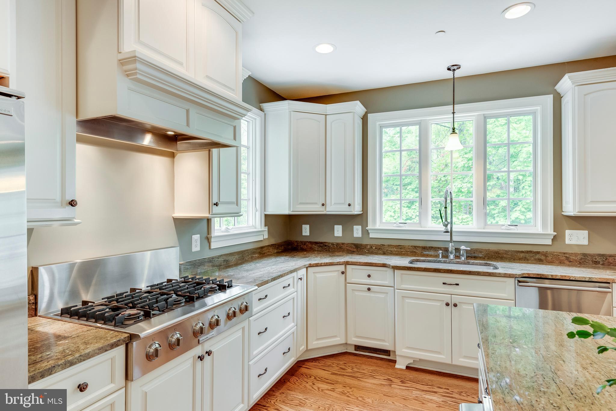 WARDOUR - Residential