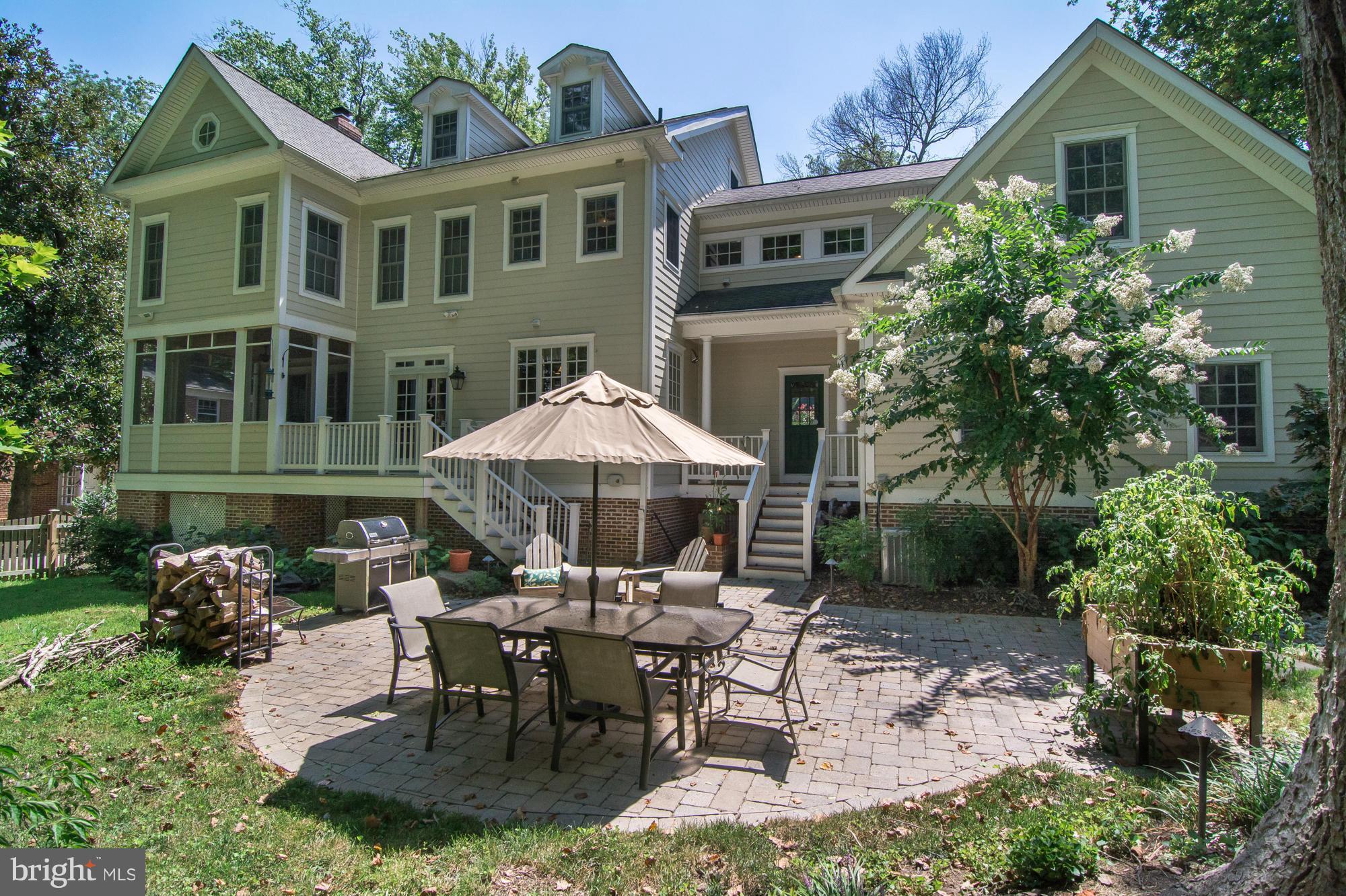 WARDOUR - Residential