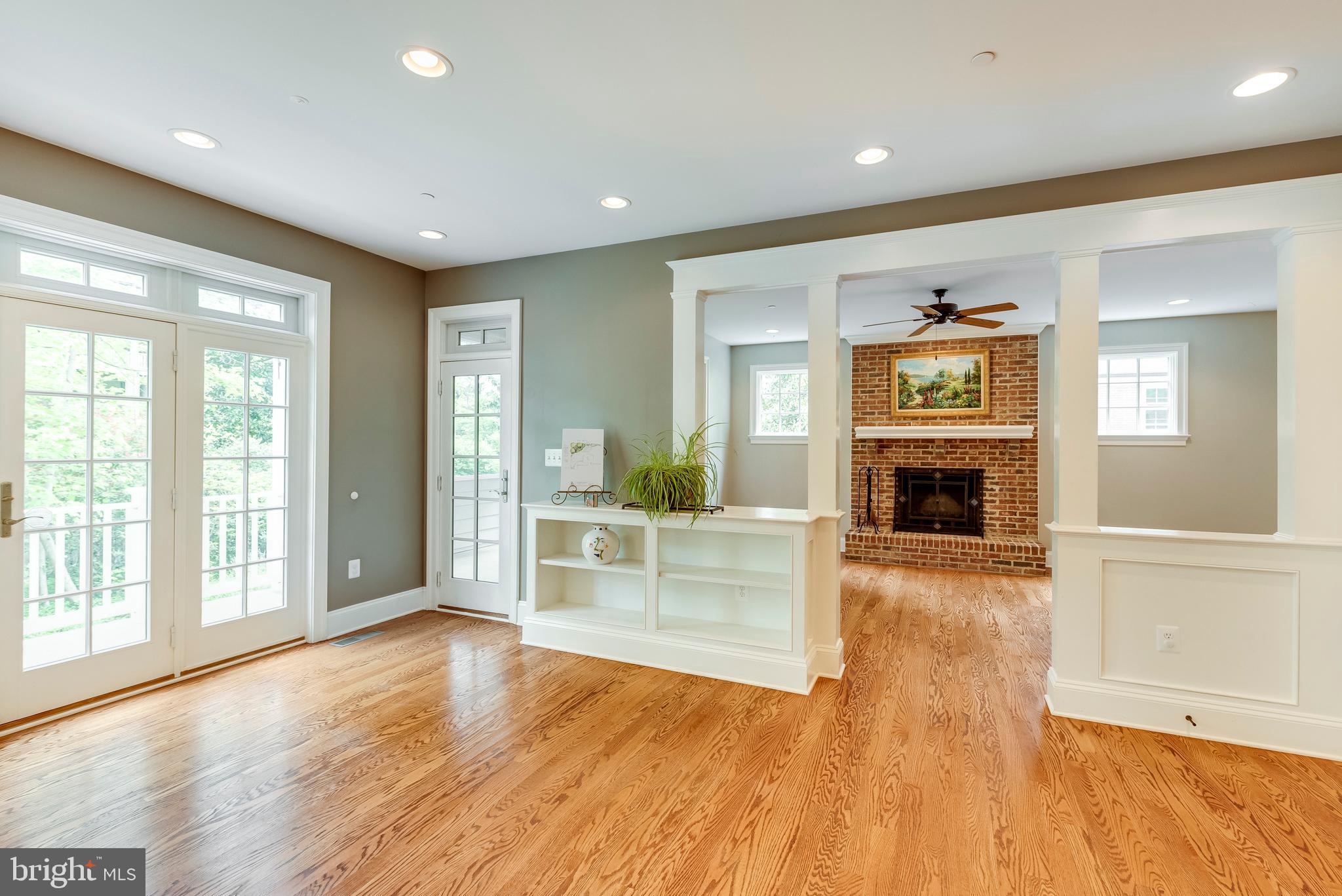 WARDOUR - Residential