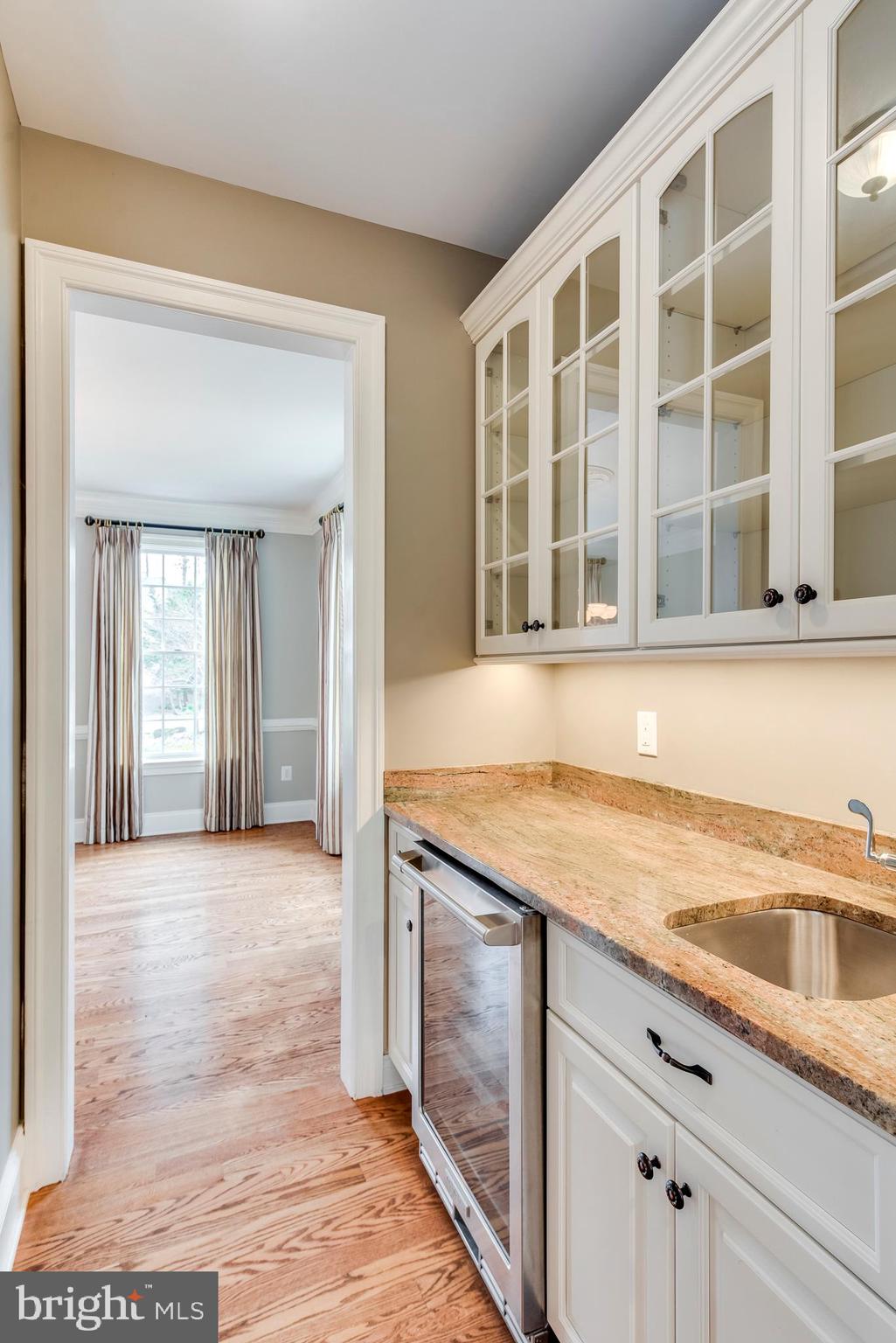 WARDOUR - Residential