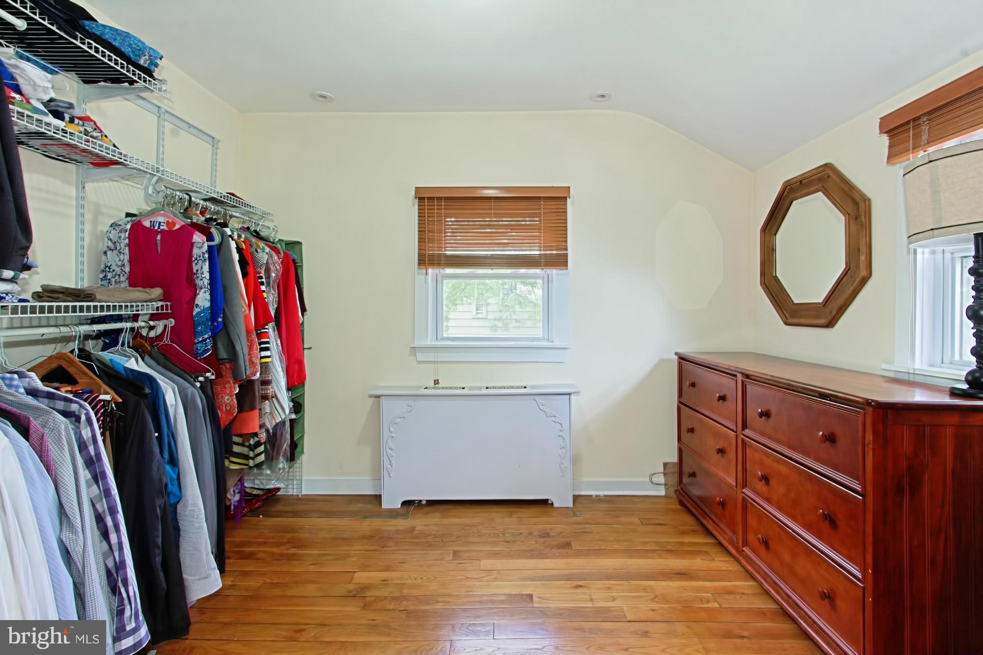 CLAREMONT - Residential