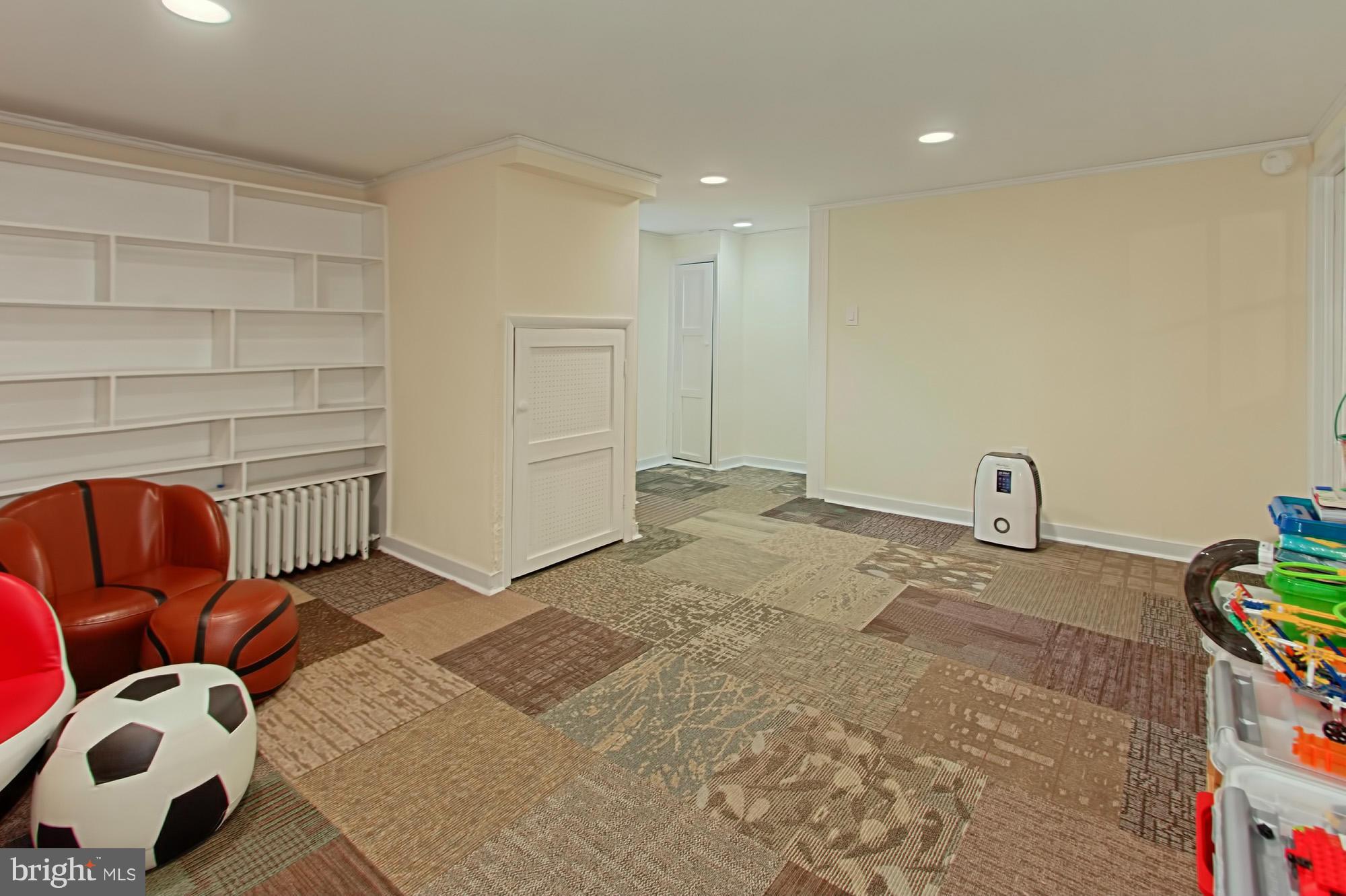 CLAREMONT - Residential