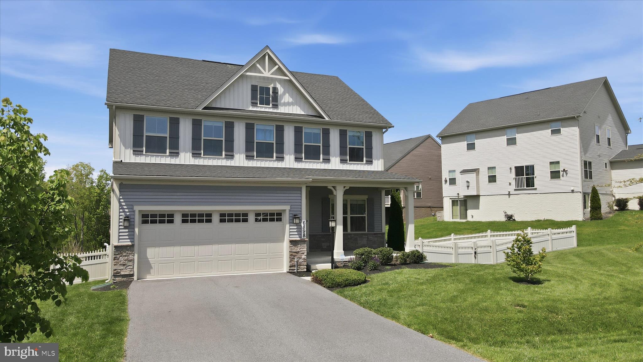 LAKE LINGANORE - Residential