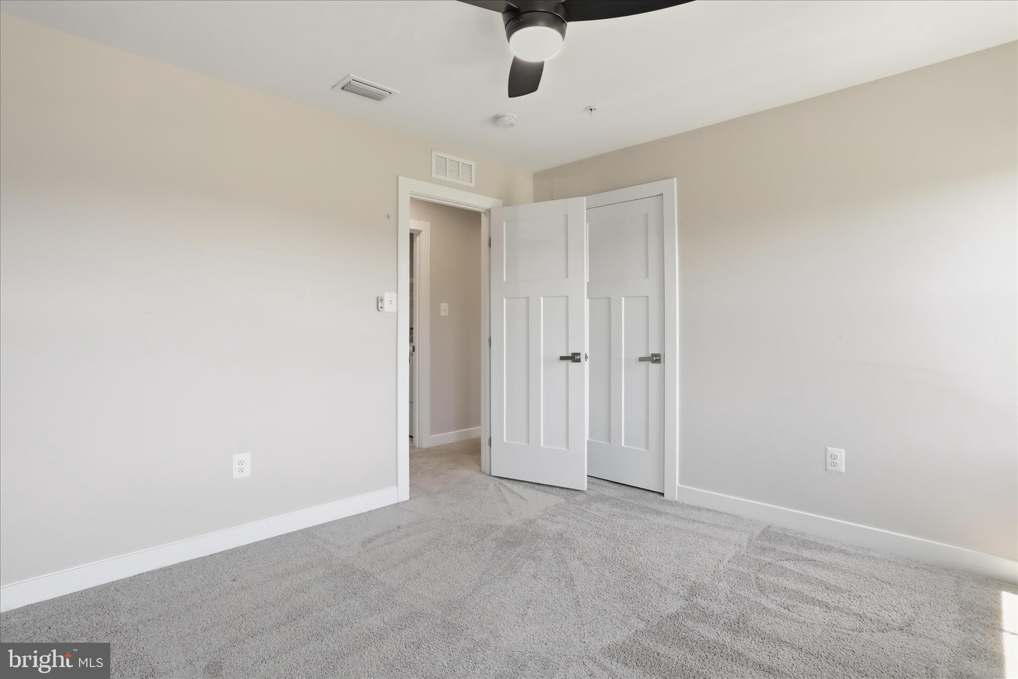 LAKE LINGANORE - Residential