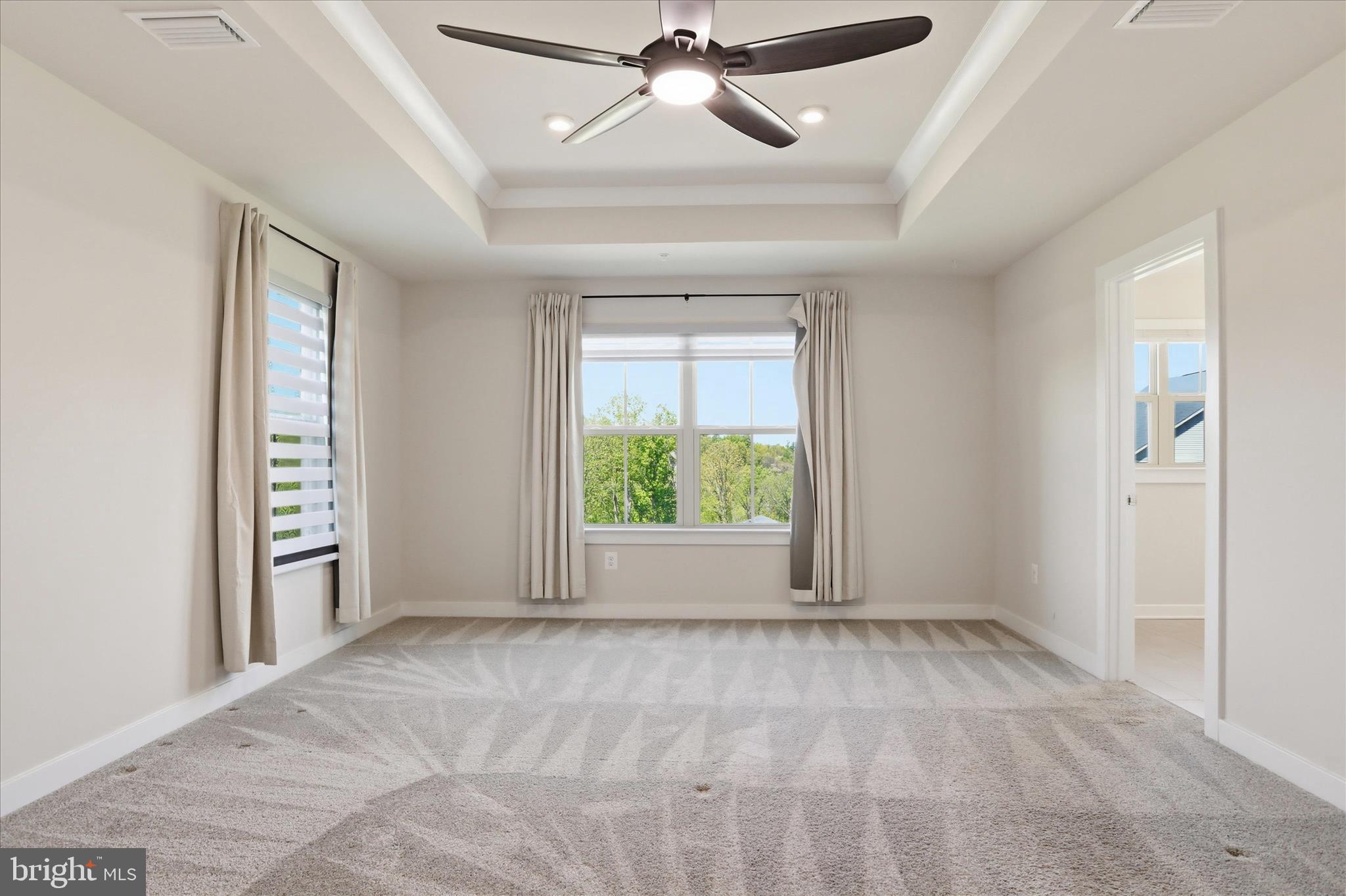 LAKE LINGANORE - Residential