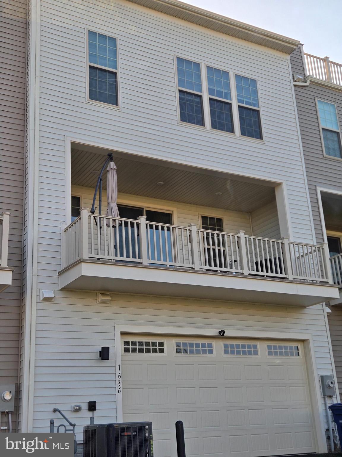 1636 FIELD SPARROW TERRACE NE