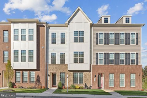 1636 FIELD SPARROW TERRACE NE LEESBURG VA 20176