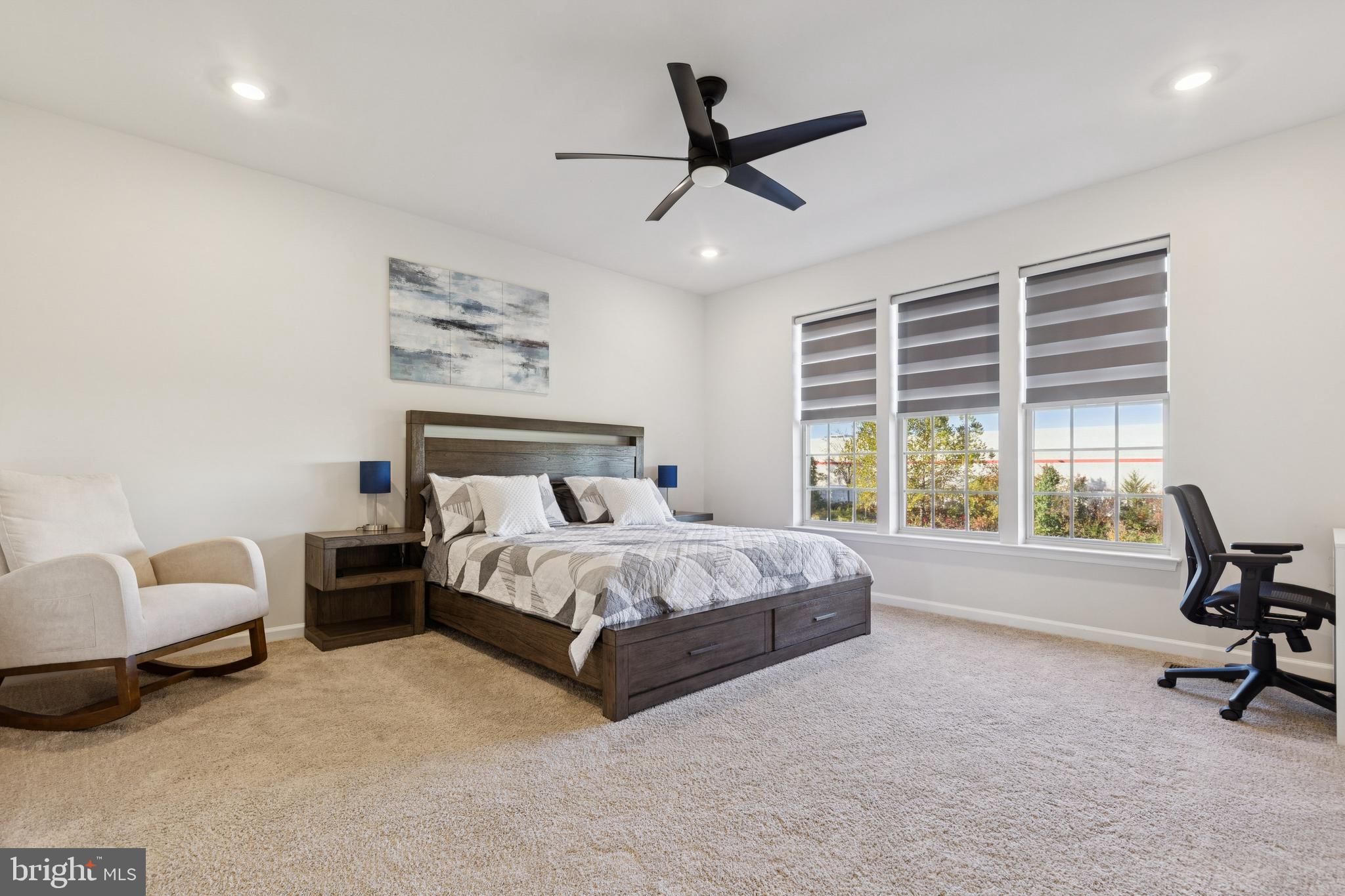 EAST QUARTER - Residential