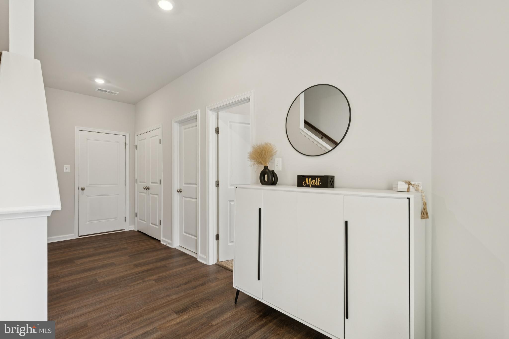 EAST QUARTER - Residential