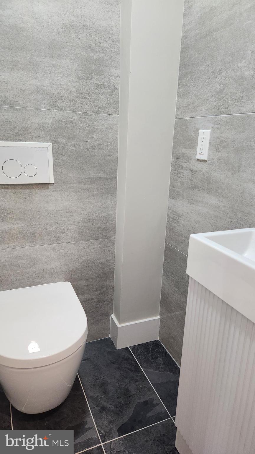 PORT RICHMOND - Residential