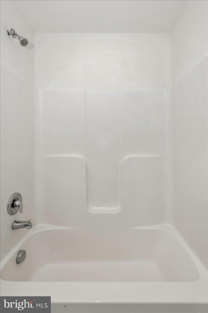 BRIDLE CREEK - Residential