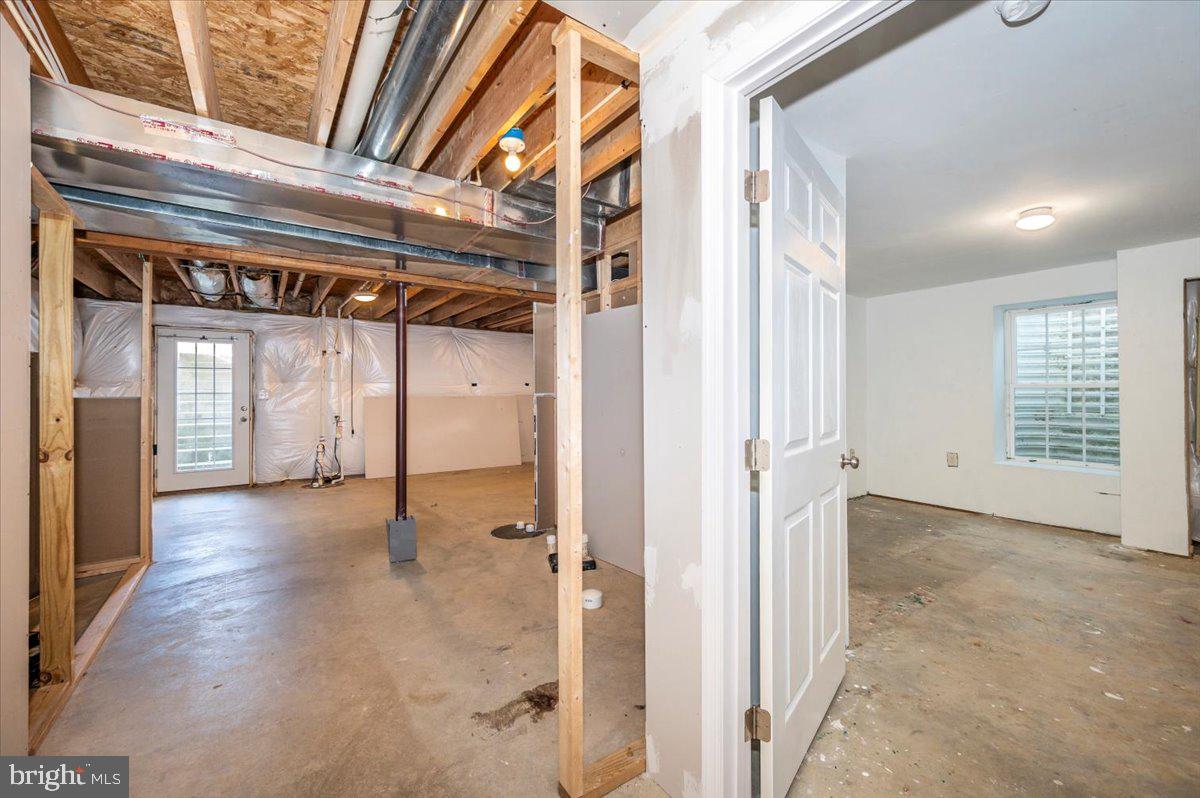 BRIDLE CREEK - Residential