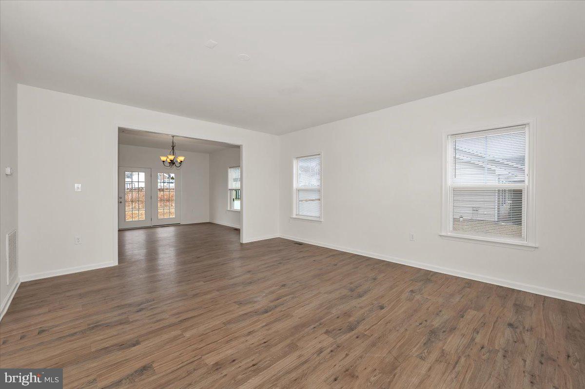 BRIDLE CREEK - Residential