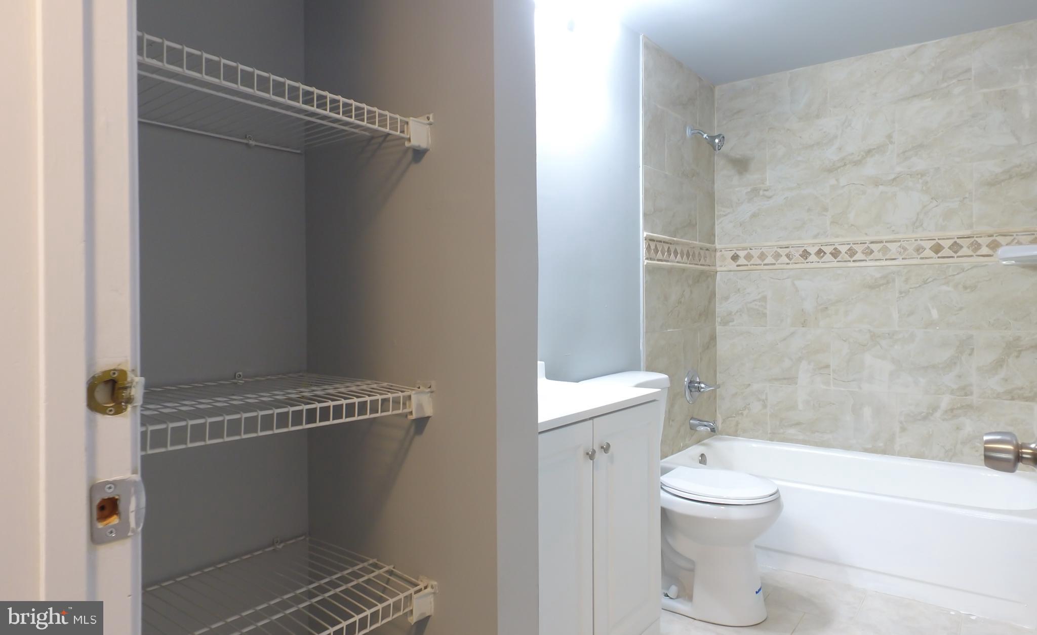 VILLAGE OF OWEN BROWN - Residential