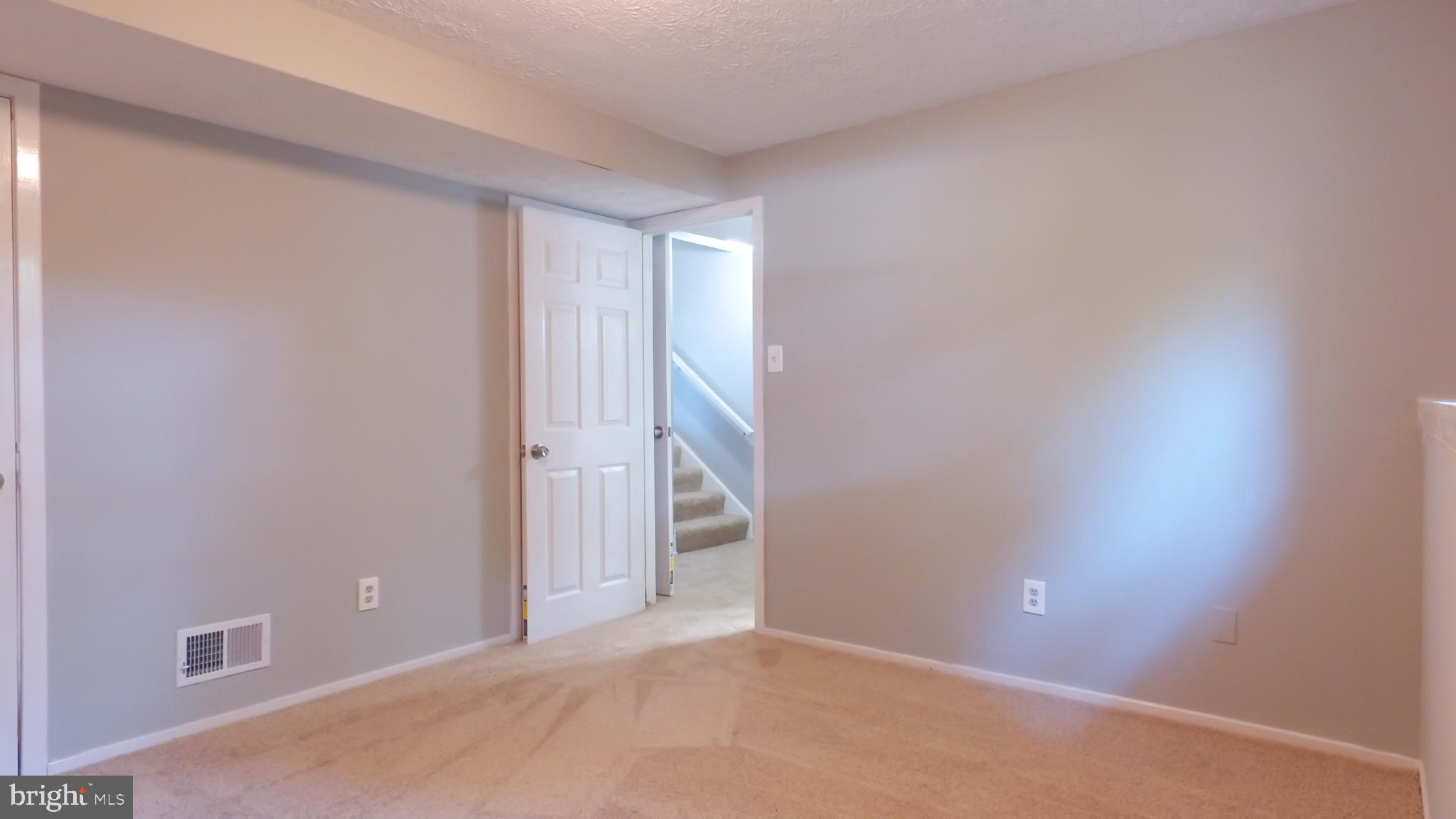 VILLAGE OF OWEN BROWN - Residential