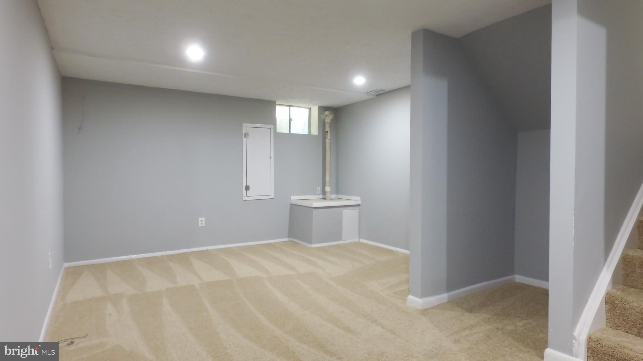 VILLAGE OF OWEN BROWN - Residential